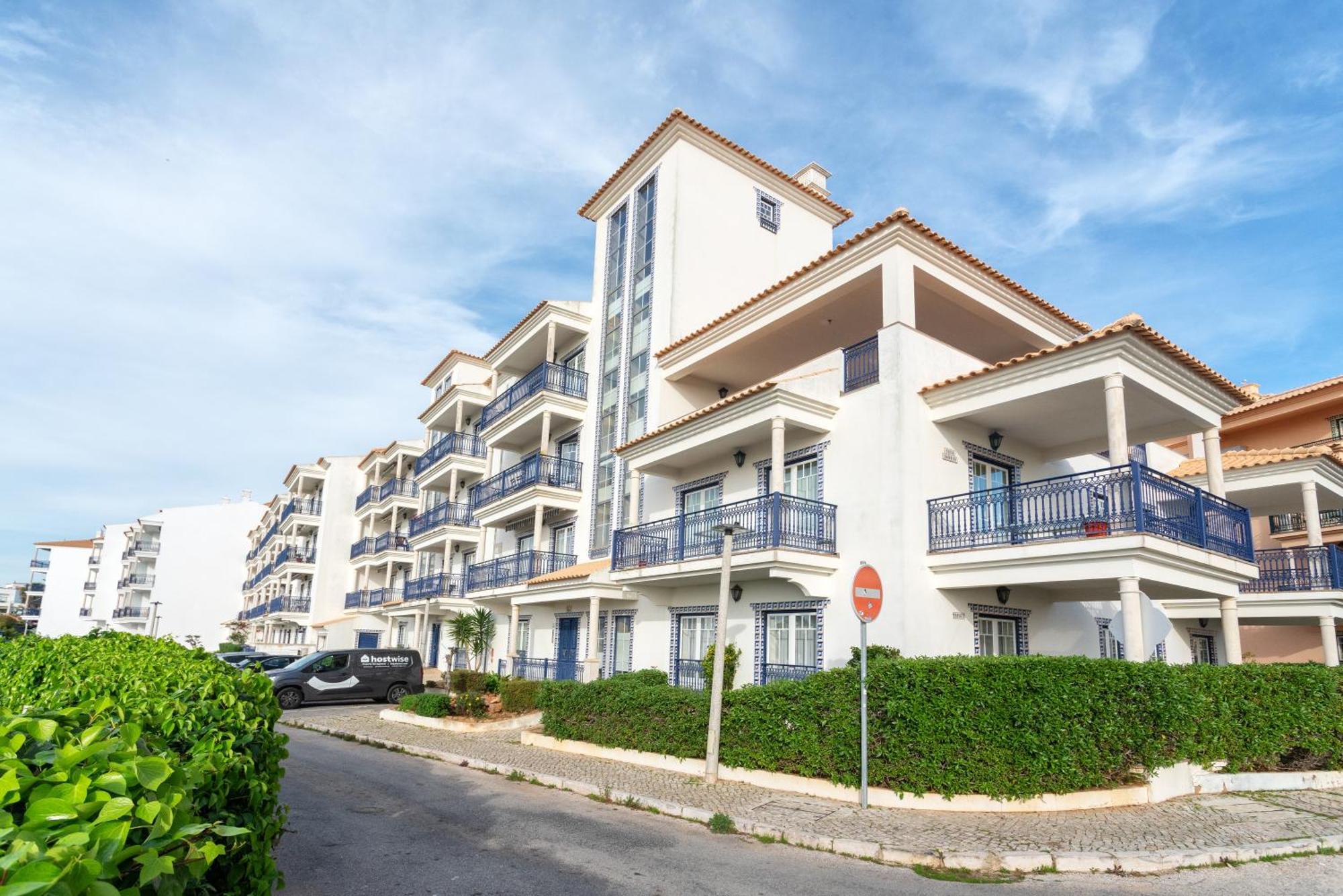 Wonderful Flats With Pool By Host Wise Apartment Albufeira Ngoại thất bức ảnh